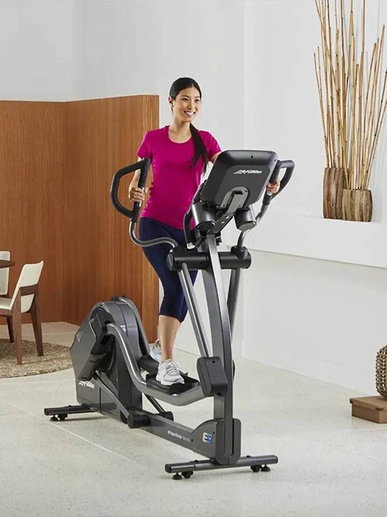 Life Fitness E5 Cross-Trainer - Track Console-Elliptical Cross Trainer-Pro Sports