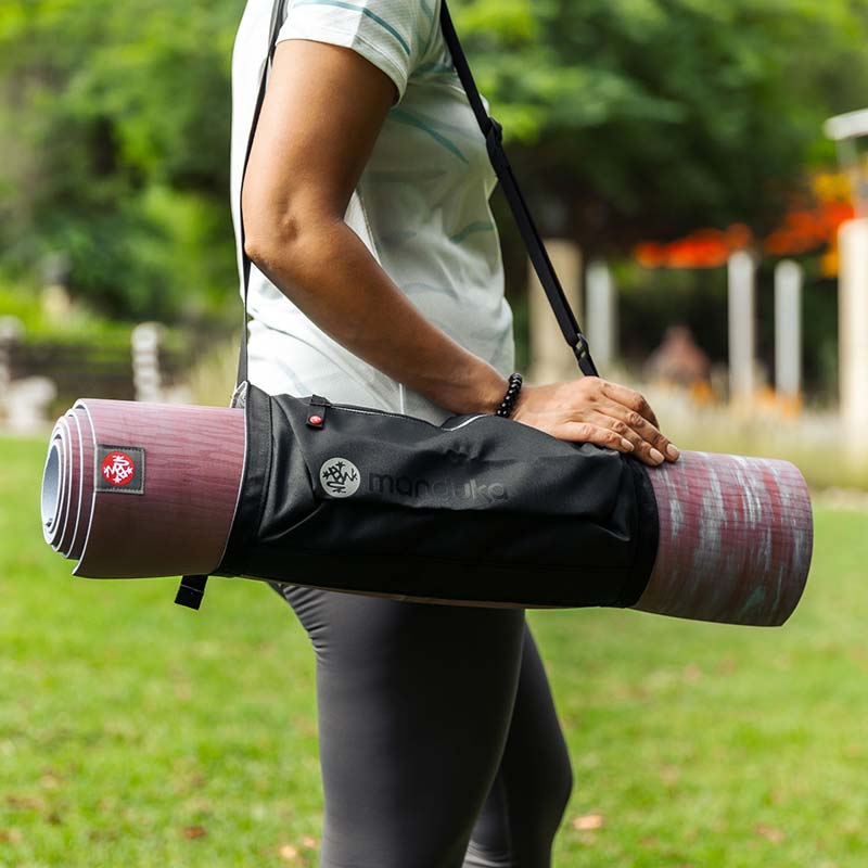 Manduka Black Go Steady Yoga Mat Bag, 1 EA : : Sports & Outdoors